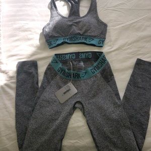 GYMSHARK Flex leggings and Sports Bra
